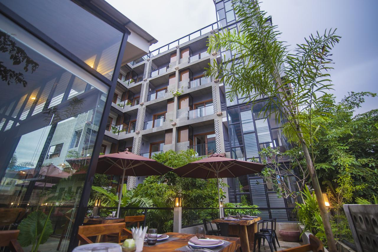 Sarina Boutique Hotel Phnom Penh Exterior photo