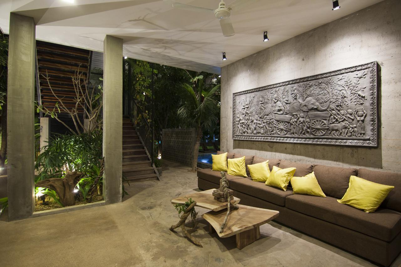 Sarina Boutique Hotel Phnom Penh Exterior photo